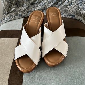 White cross-cross platform Sandler